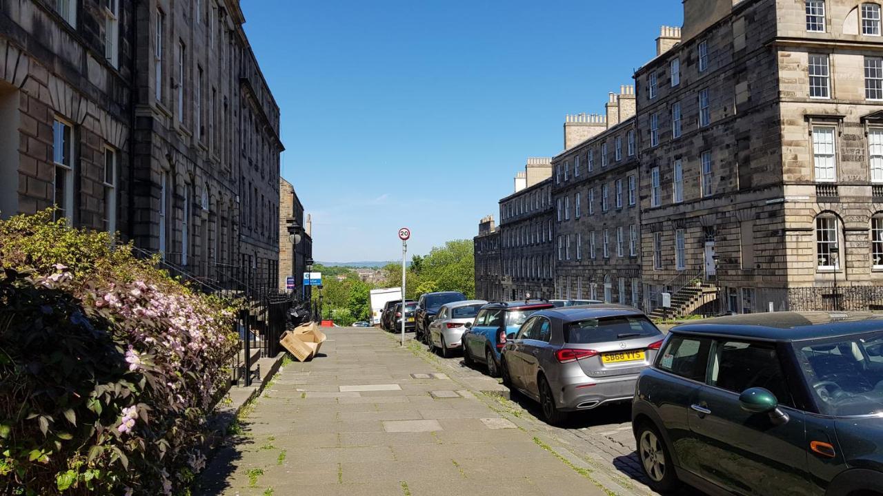 Gorgeous Central Edinburgh 3-Bedroom Apartment Exterior foto